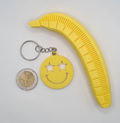 smiley face keychain scale